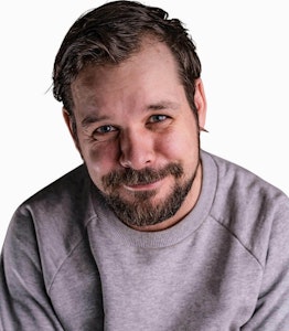 Tomas Vojtas wo background